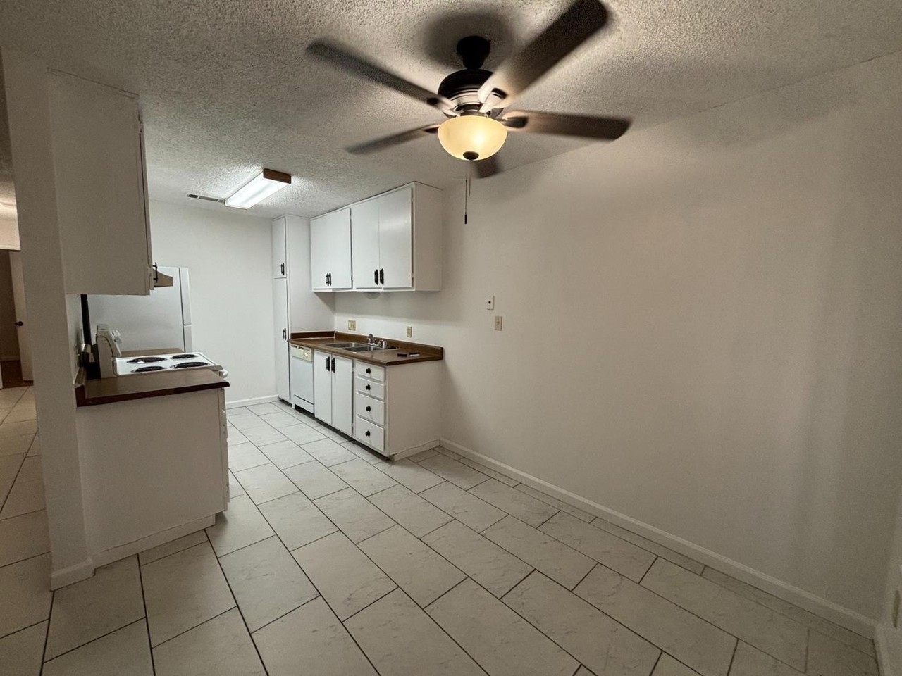 5181 E Olive Ave #118 - Photo 3 of 8