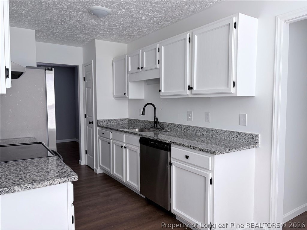 6317 Chagrin Rd - Photo 4 of 15