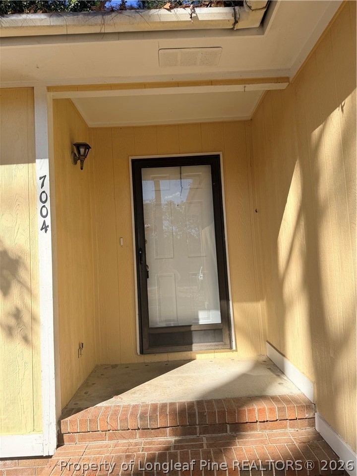 7004 Maracay Ct - Photo 3 of 24