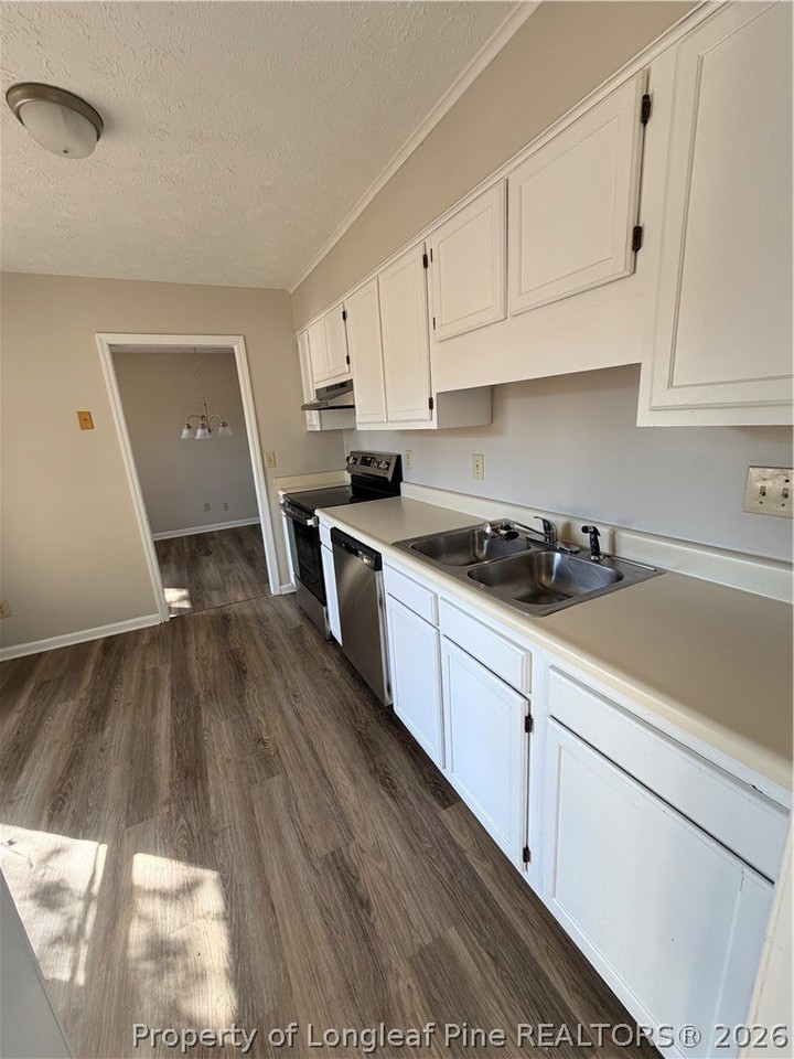 7004 Maracay Ct - Photo 6 of 24