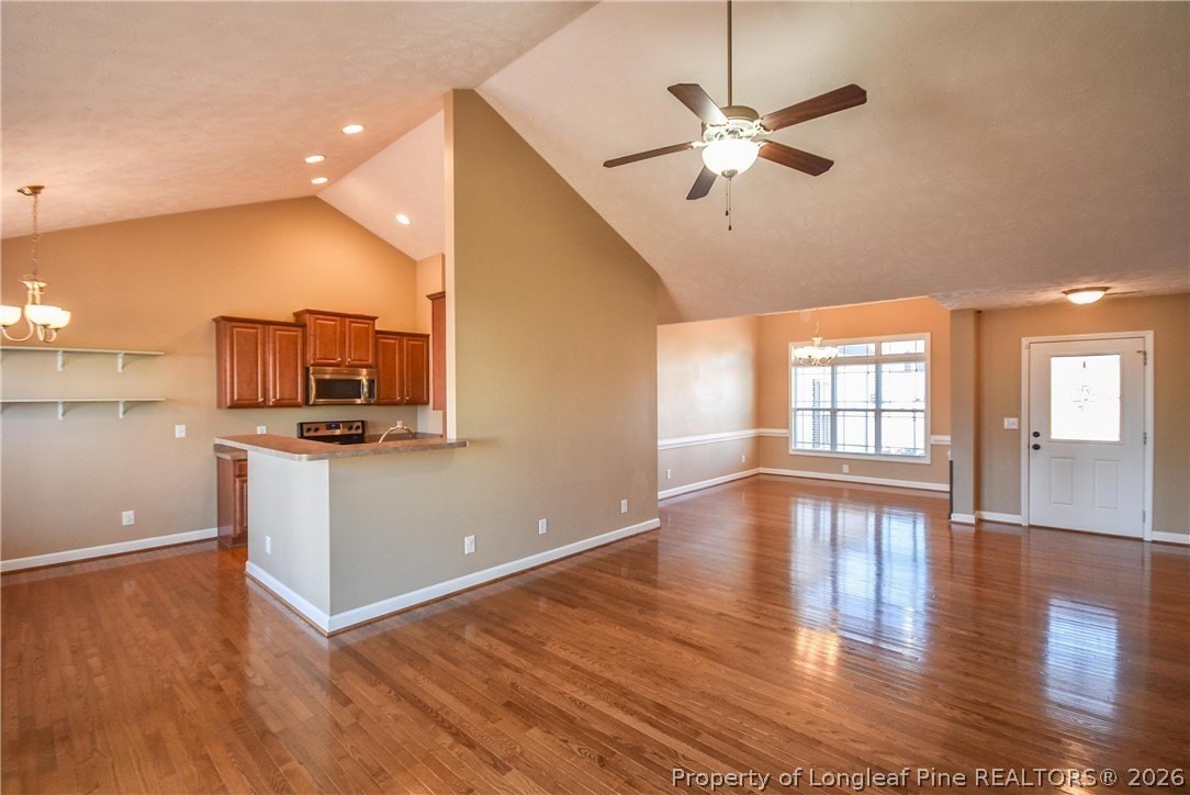 45 Eisenhower Ct - Photo 4 of 35