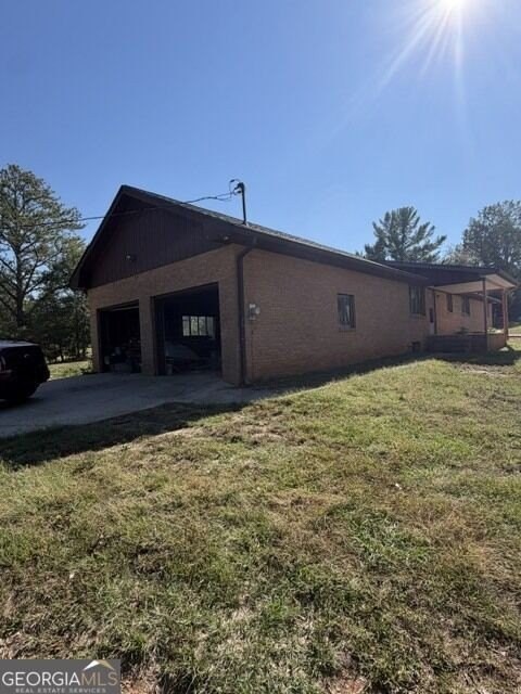 867 Sandhill Hulett Rd - Photo 2 of 19