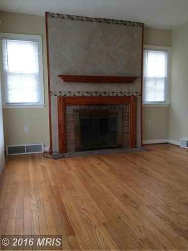 327 Belview Ave - Photo 2 of 9