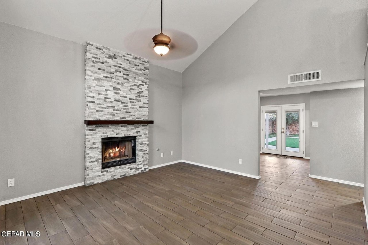 1857 Lyman Dutton Cir - Photo 4 of 22