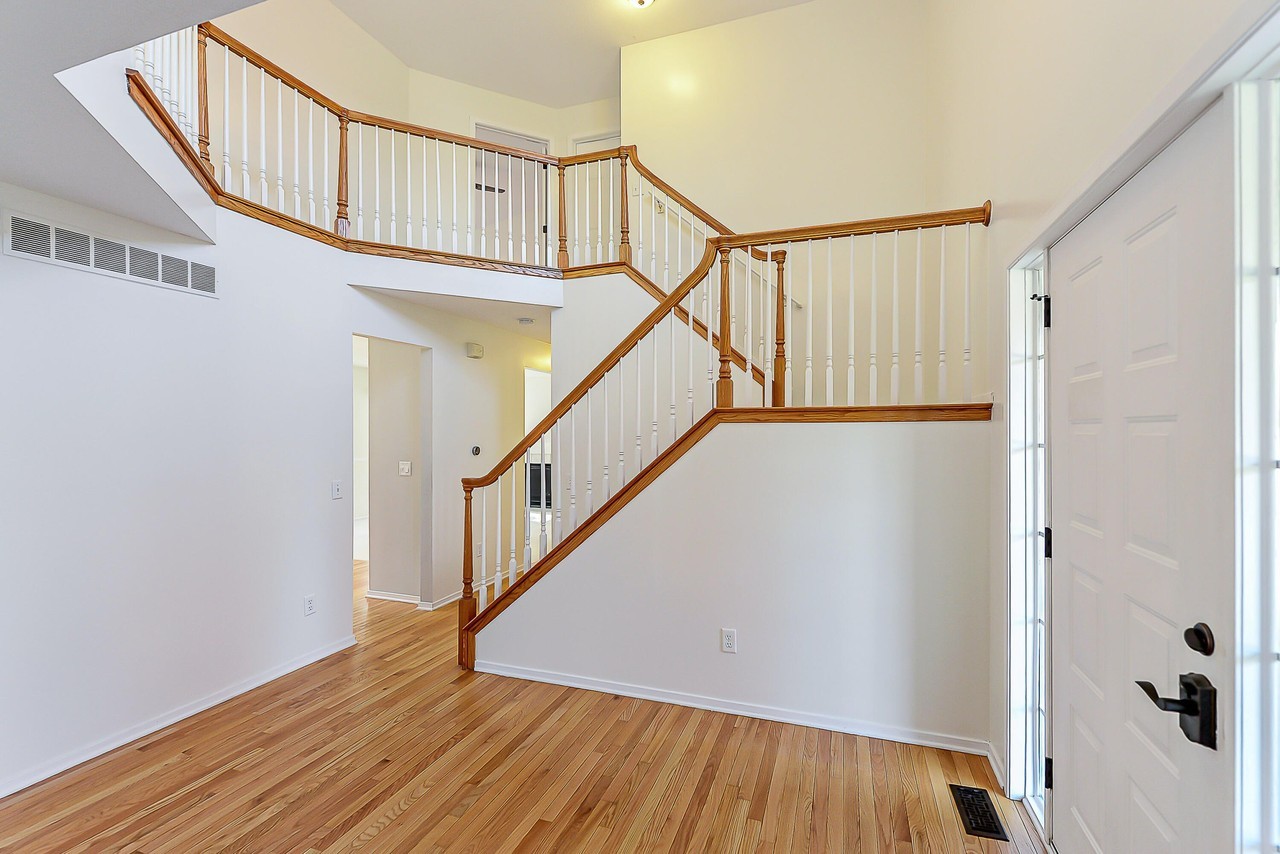 1538 Scio Ridge Rd - Photo 7 of 49