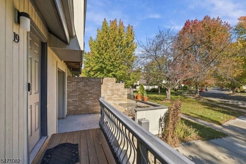 19 Sherborne St - Photo 5 of 42