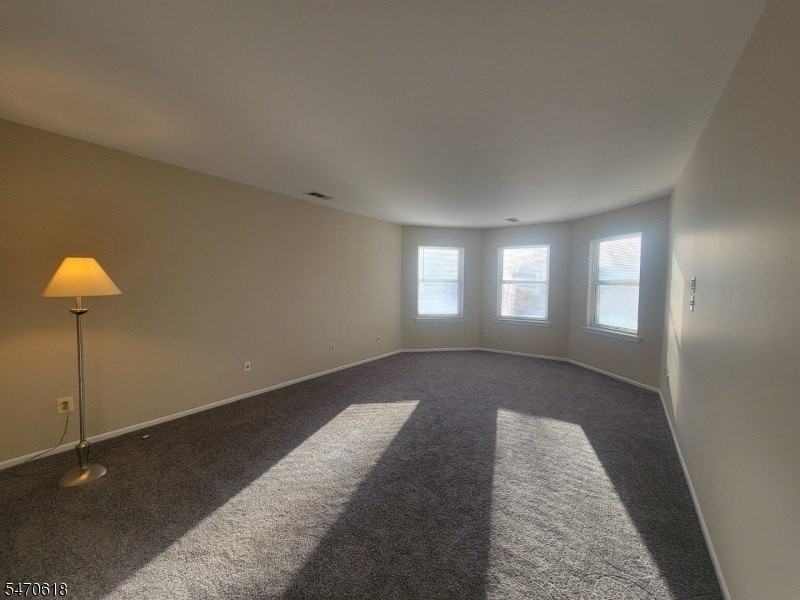 220B Franklin Ave #B - Photo 3 of 15