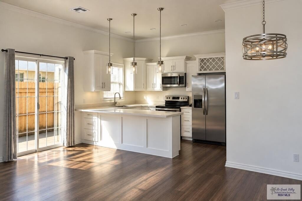 142 Country Club Rd #A3 - Photo 4 of 15