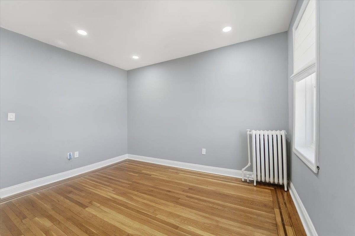 6045 Kennedy Blvd E #E4 - Photo 5 of 24