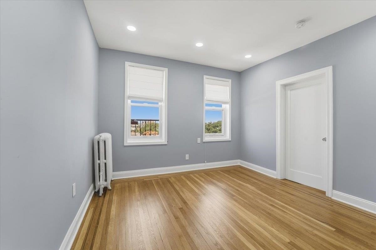 6045 Kennedy Blvd E #E4 - Photo 6 of 24