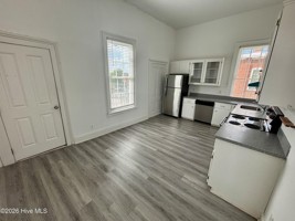 featured image of 1030 Broad St #E