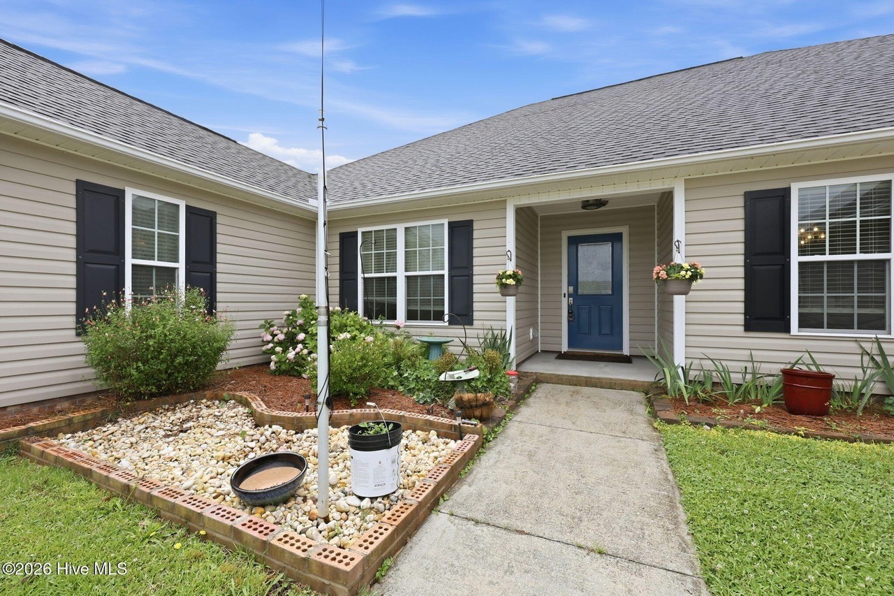 803 Canvas Ct - Photo 3 of 49