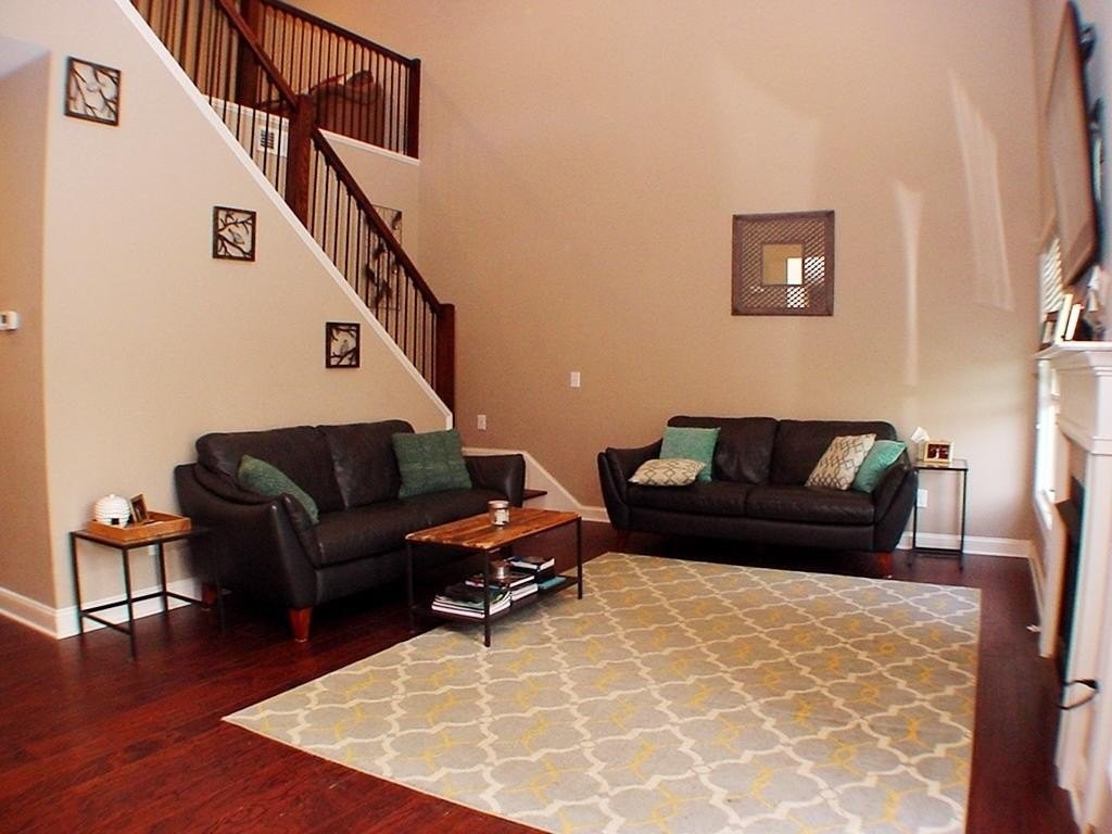 195 Pinebranch Ct - Photo 3 of 29