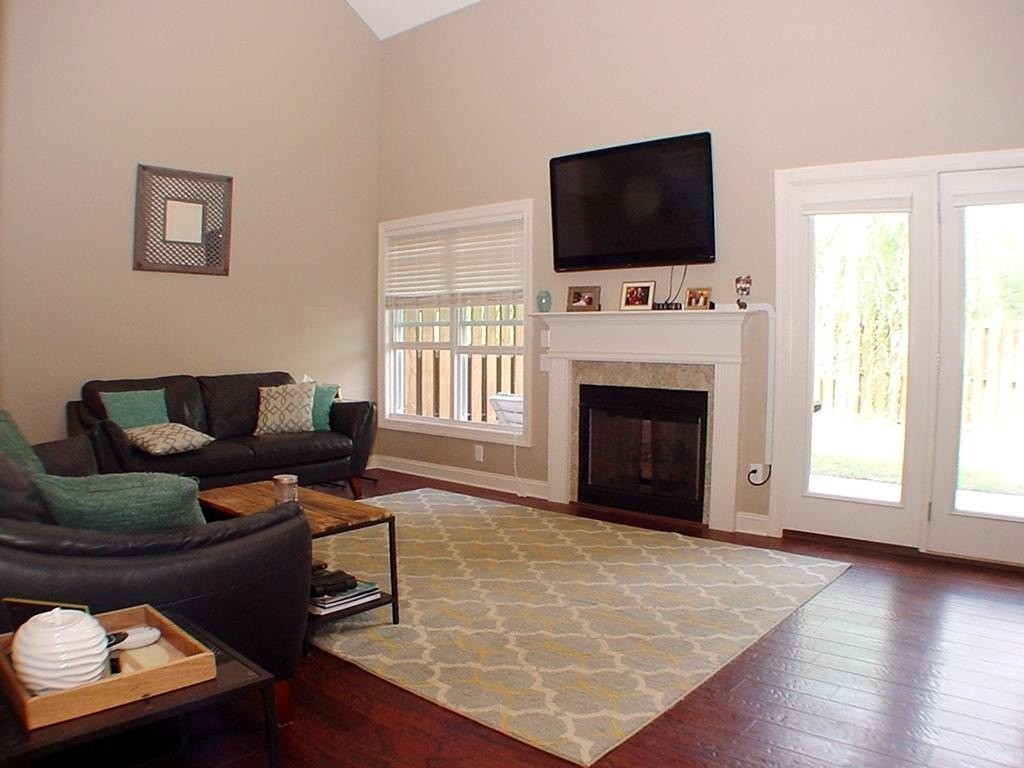 195 Pinebranch Ct - Photo 4 of 29