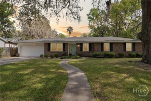 featured image of 32 Romney Pl
