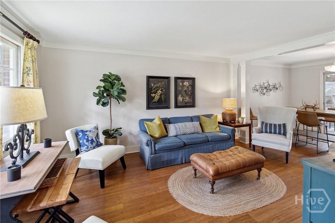 32 Romney Pl - Photo 4 of 50