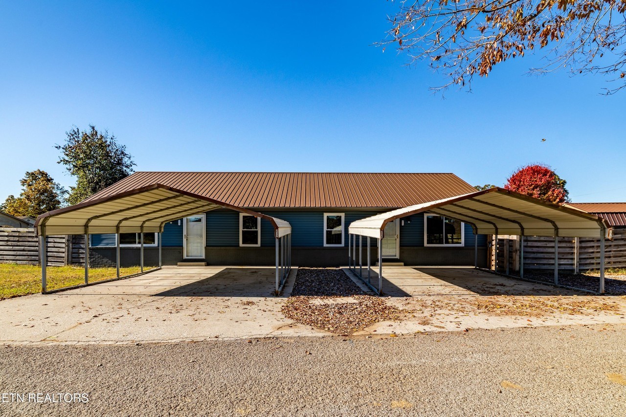 215 Carr Rd - Photo 4 of 26