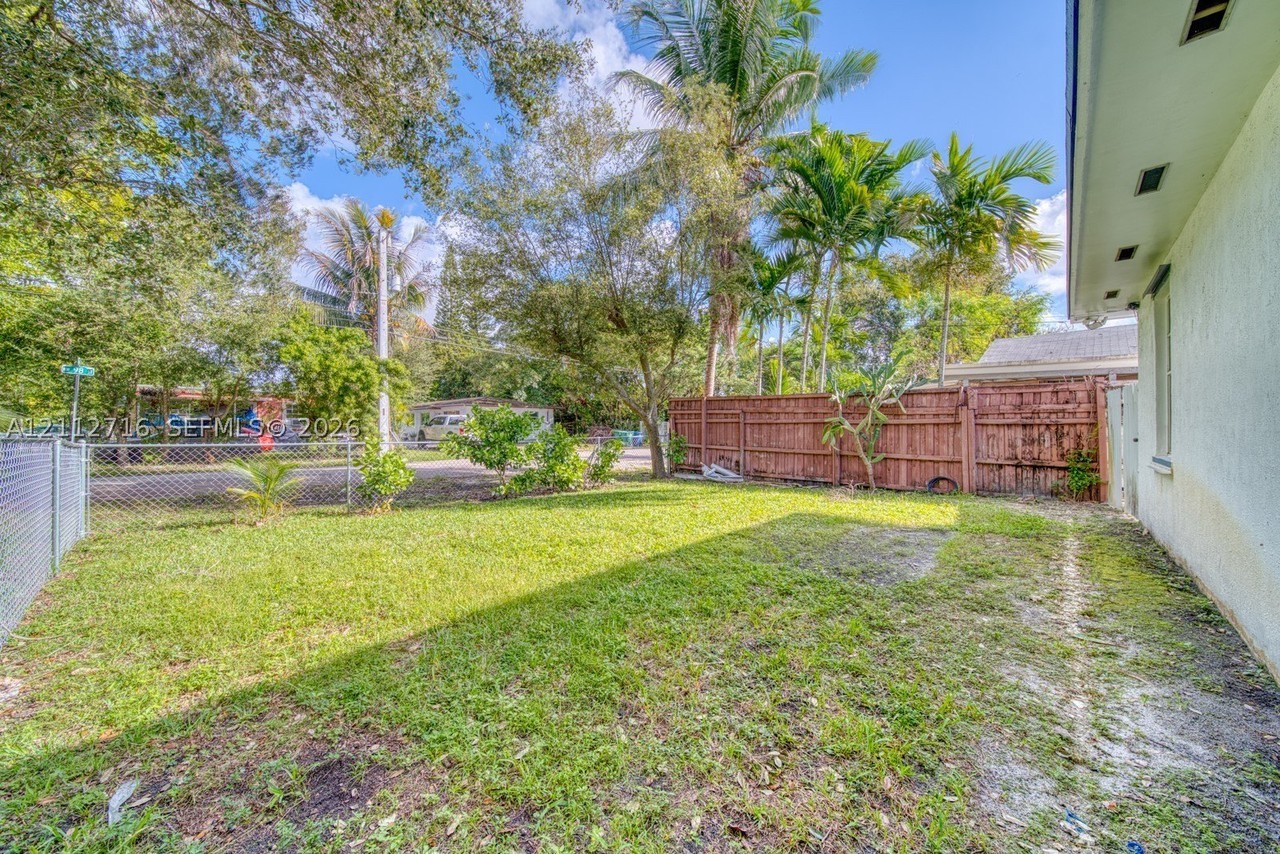 9745 Nw 5th Ave #9747 - Photo 4 of 21