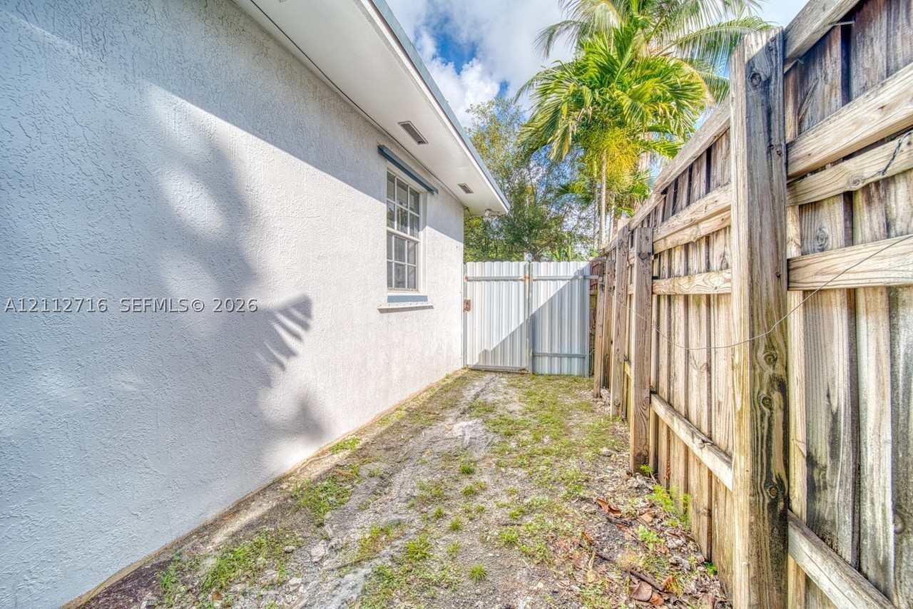 9745 Nw 5th Ave #9747 - Photo 6 of 21