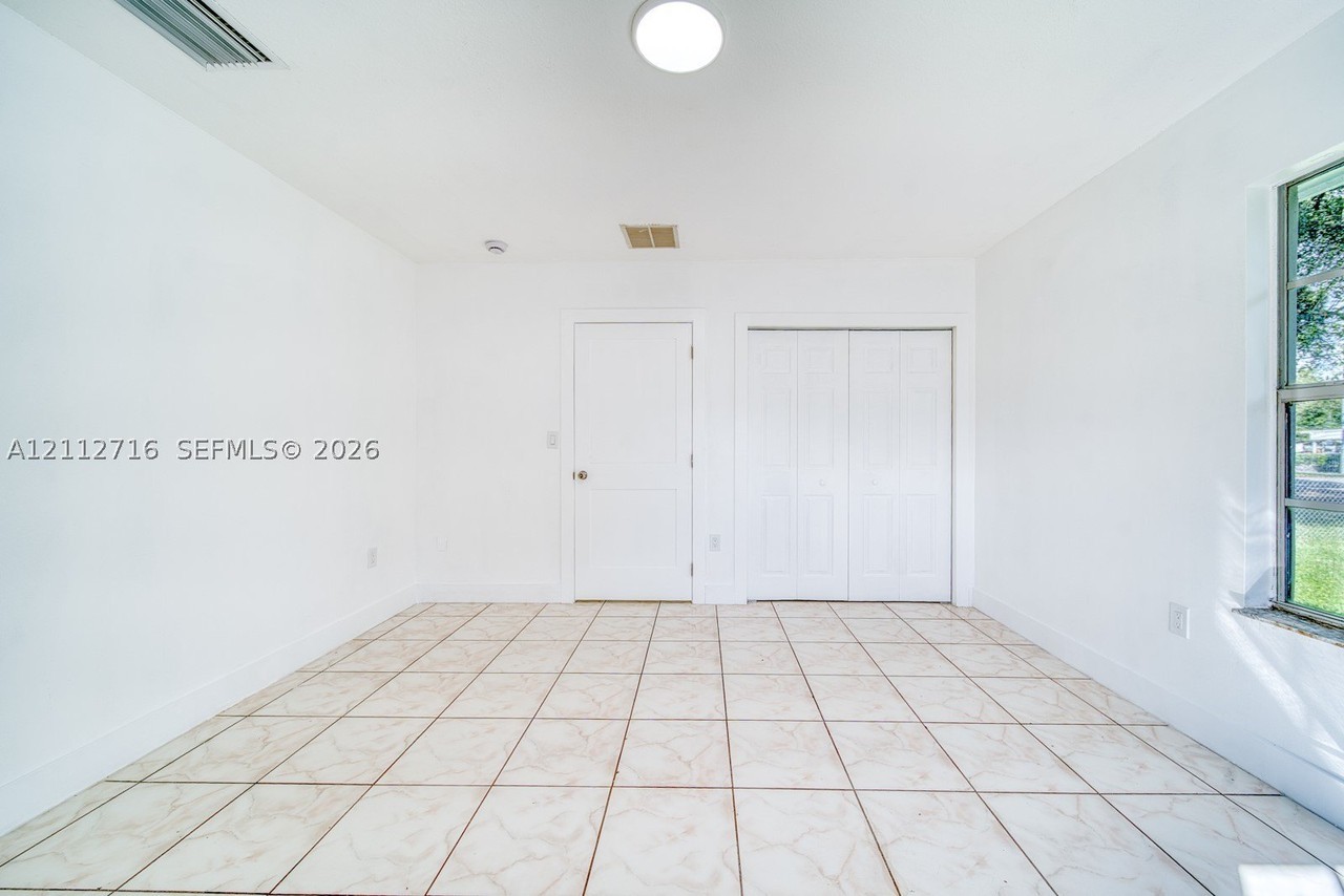 9745 Nw 5th Ave #9747 - Photo 7 of 21