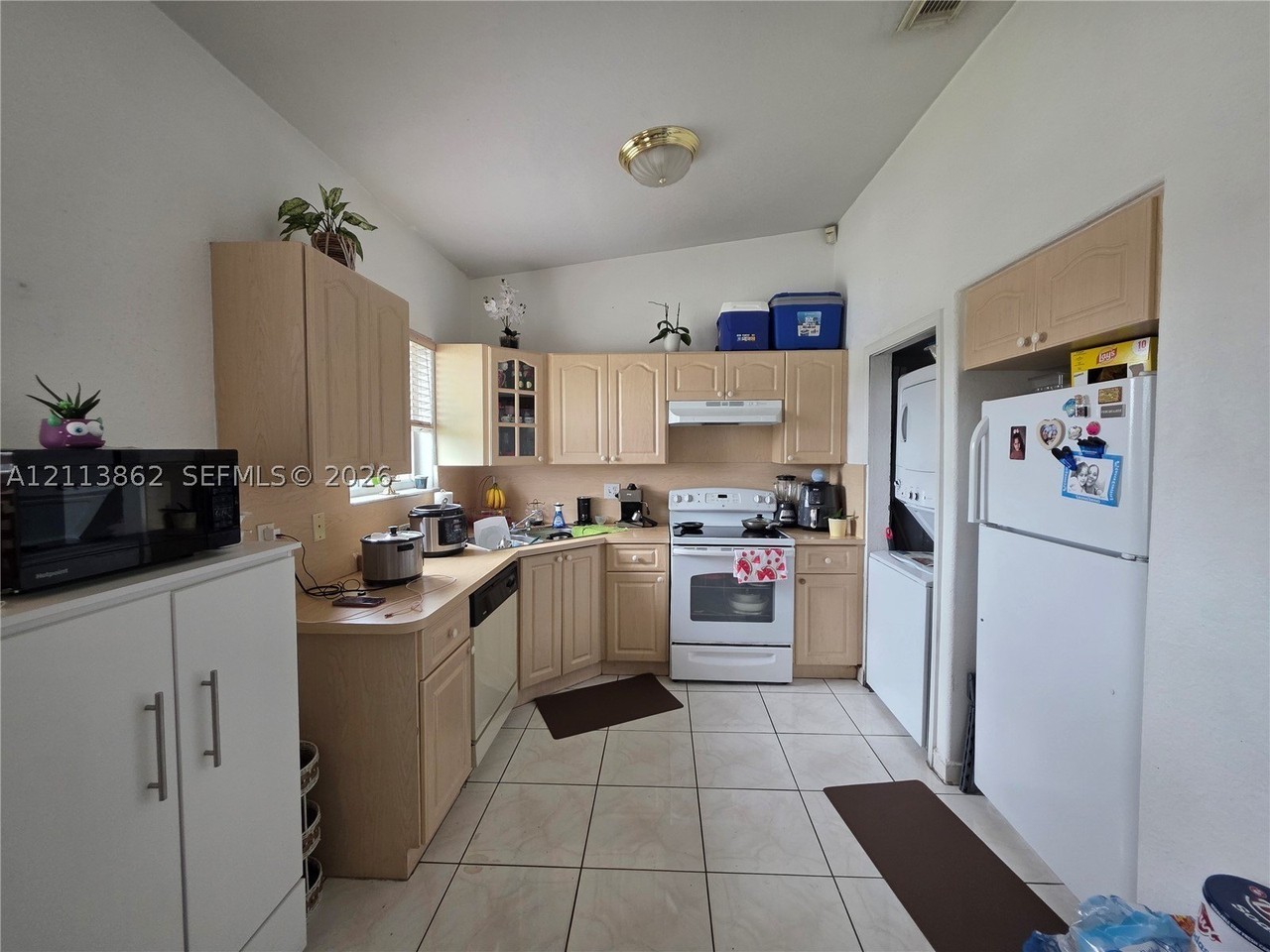 8000 W 28th Ct #201 - Photo 4 of 11