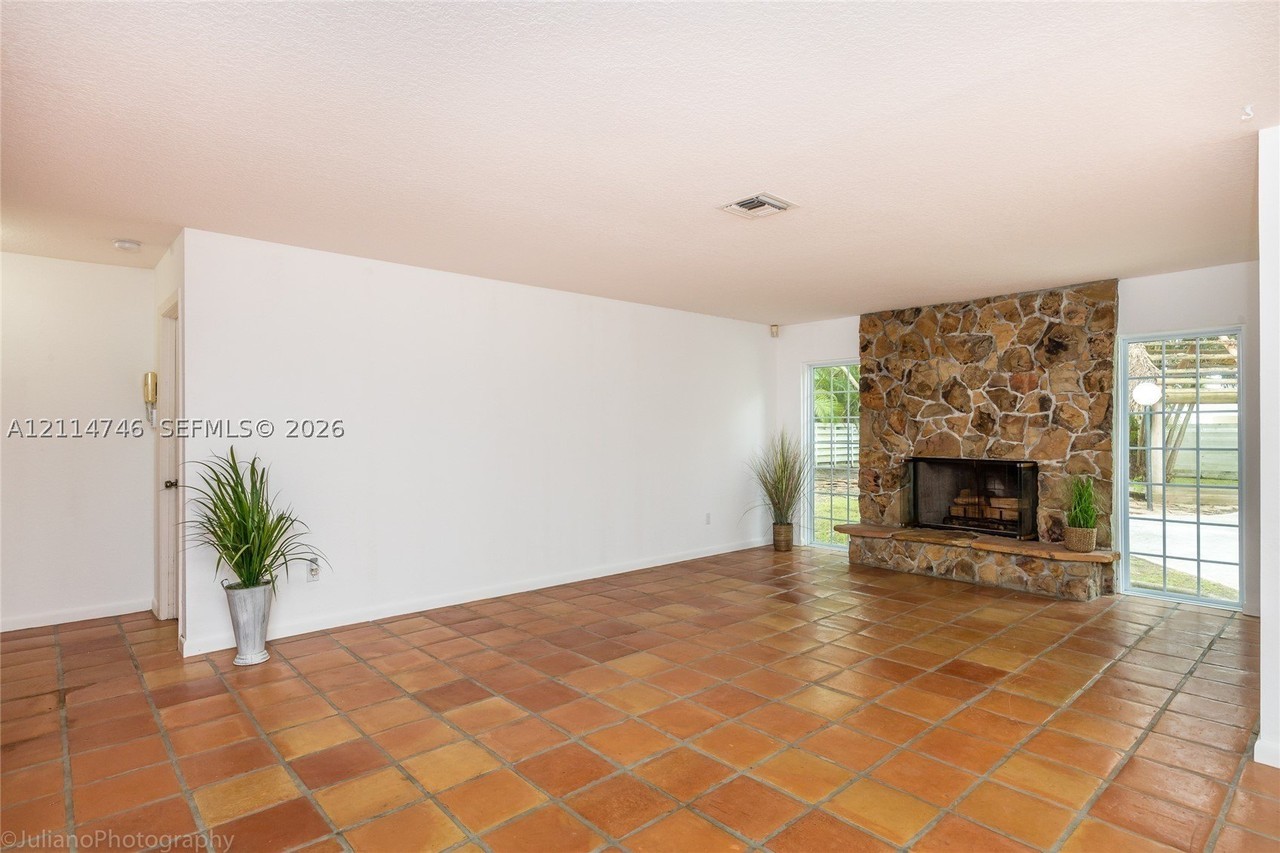 14860 Sw 148th Street Cir - Photo 6 of 28
