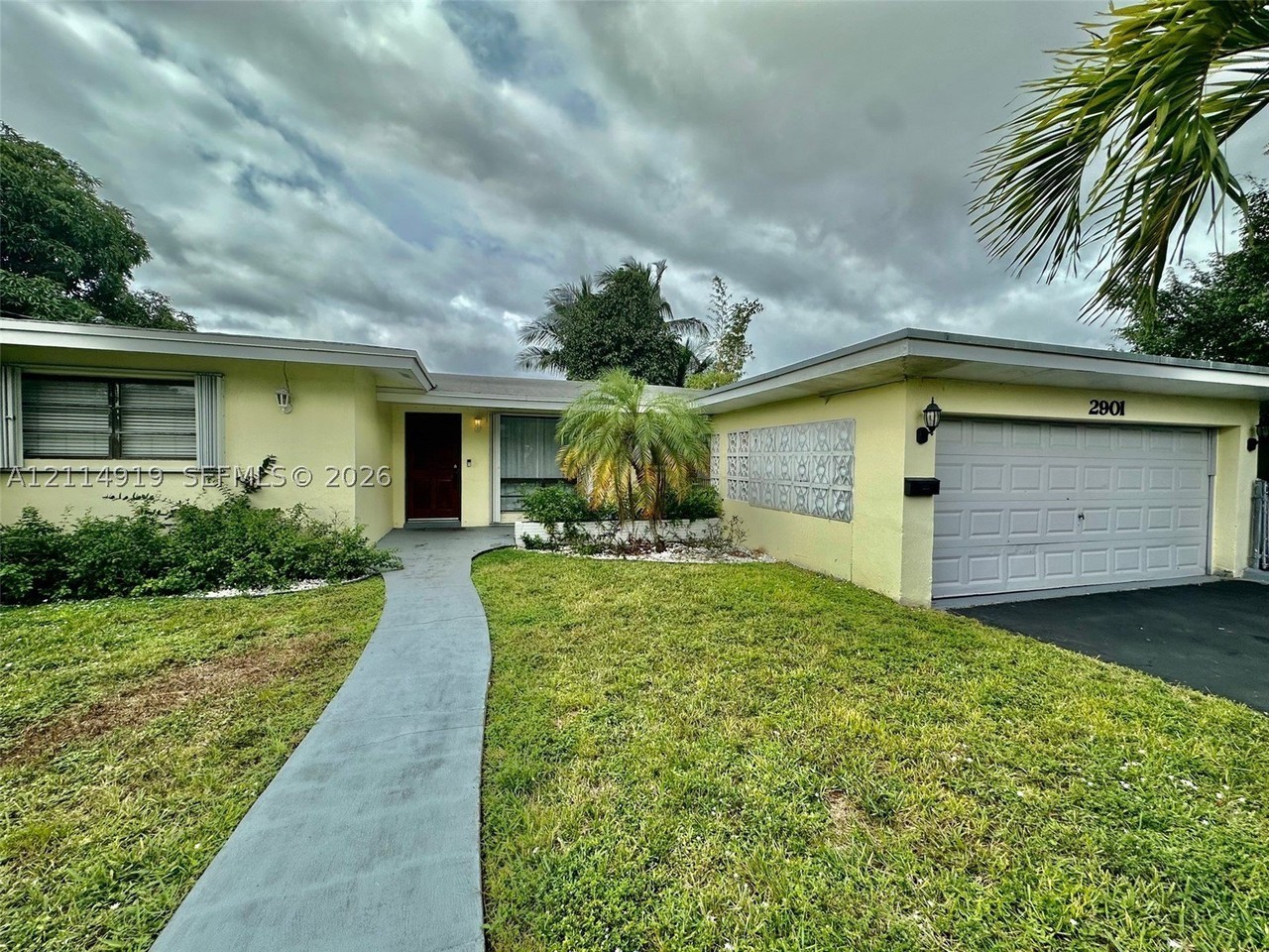 2901 Nw 9th Ter - Photo 7 of 28