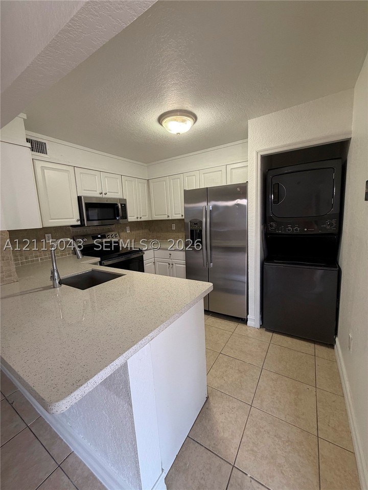 10221 Fontainebleau Blvd #102 - Photo 3 of 8