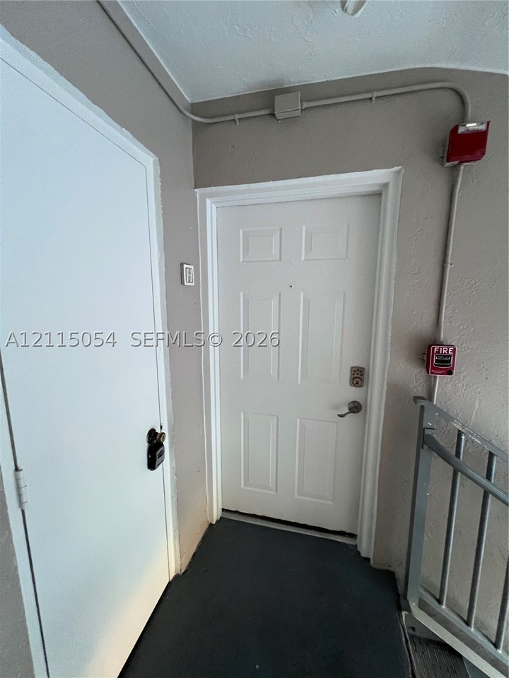 17500 Nw 67th Ct #H19 - Photo 4 of 25