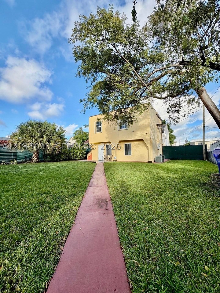1919 Sw 17th Ct - Photo 7 of 26