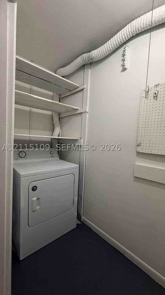 6473 Sw 19th St - Photo 4 of 19