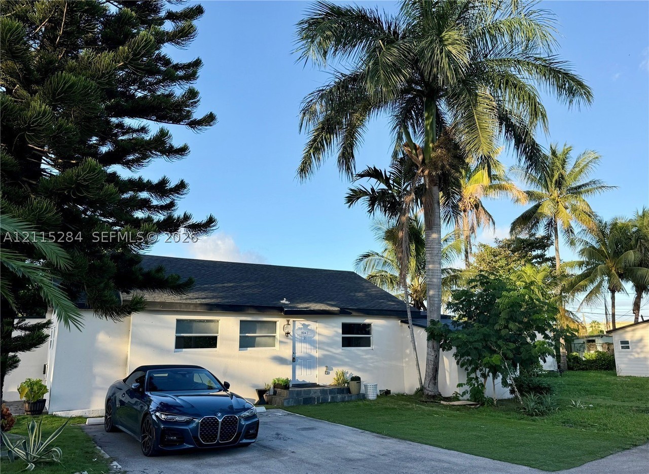 8047 Nw 1st Pl - Photo 3 of 18