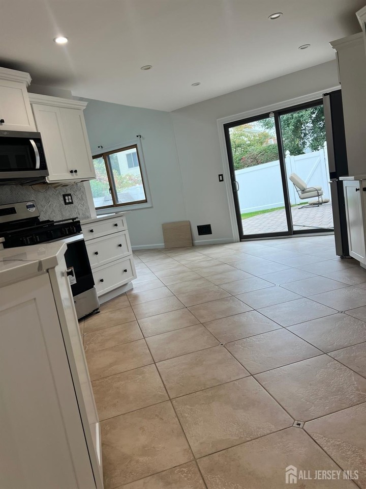 58 Hale Ct - Photo 7 of 30