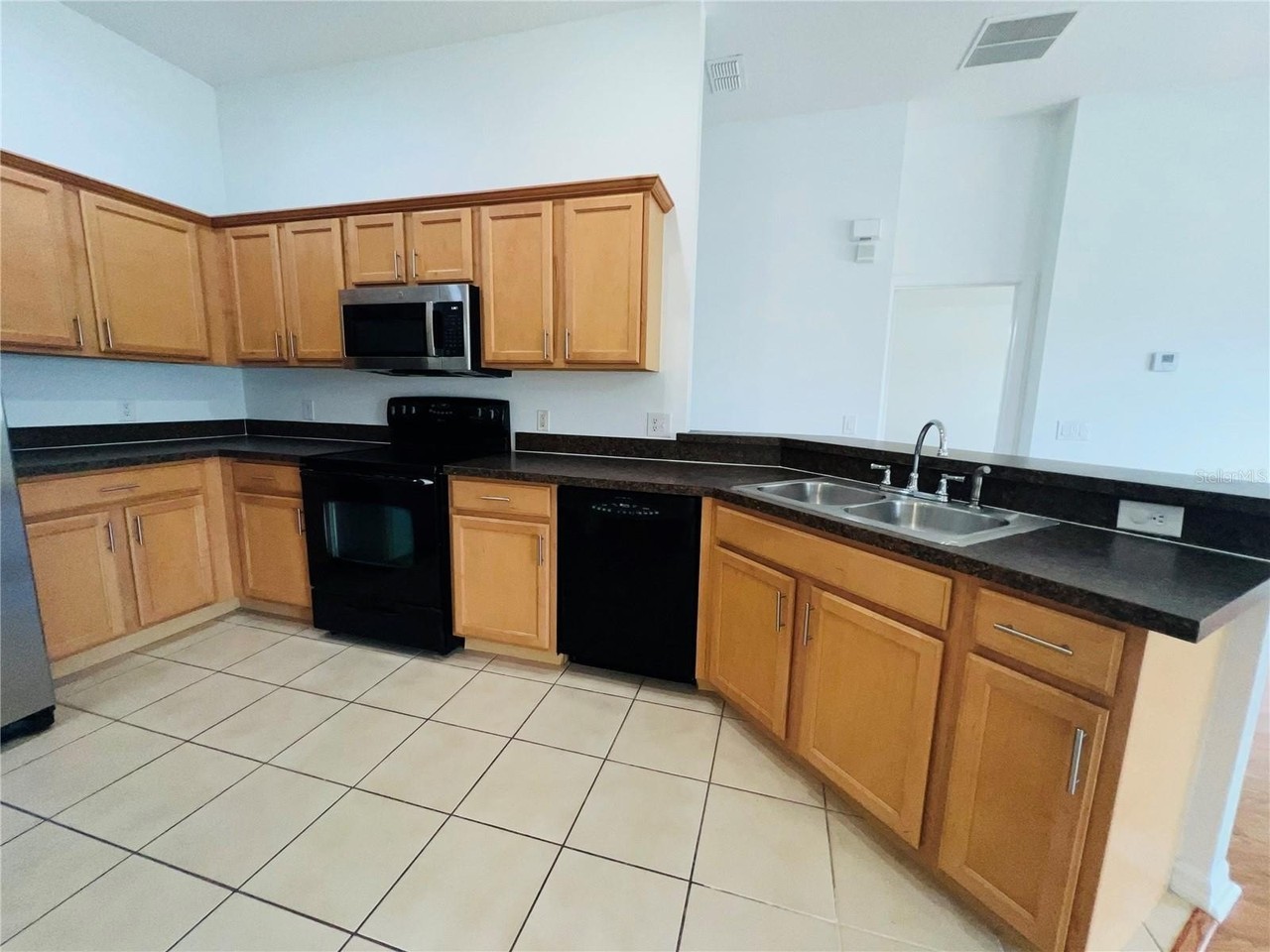 6686 S Goldenrod Rd #139A - Photo 6 of 35