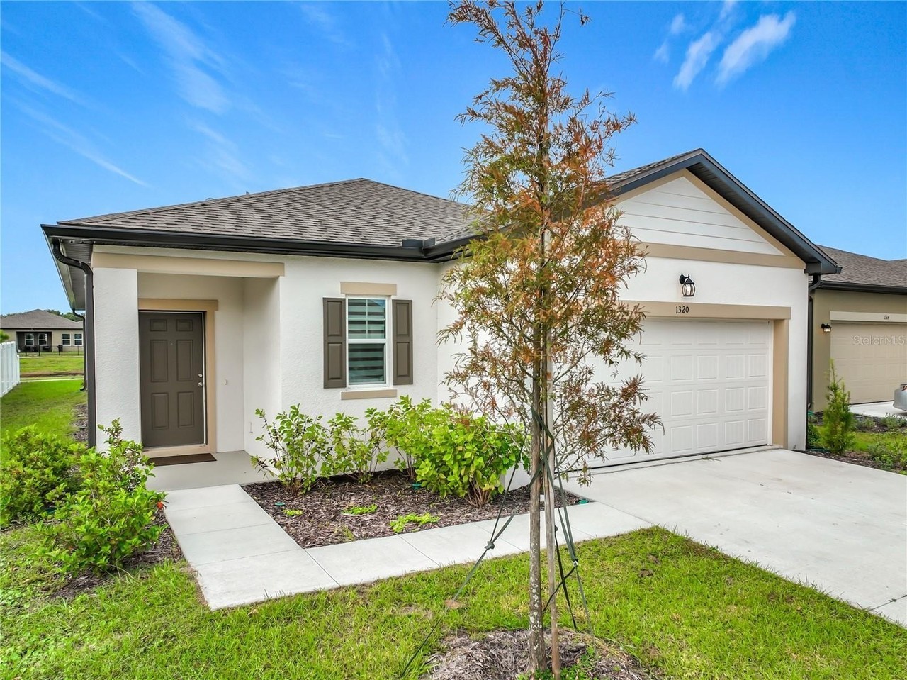 1320 Dalkeith Cv - Photo 2 of 45
