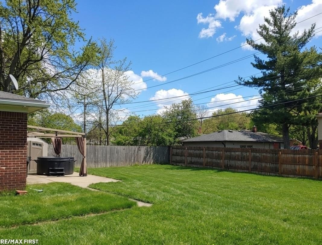 22324 Spitzley St - Photo 2 of 17