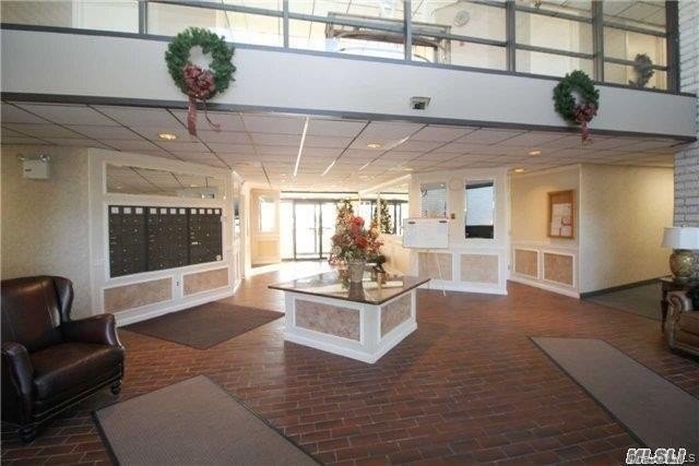 31 Casino St #4B - Photo 2 of 5