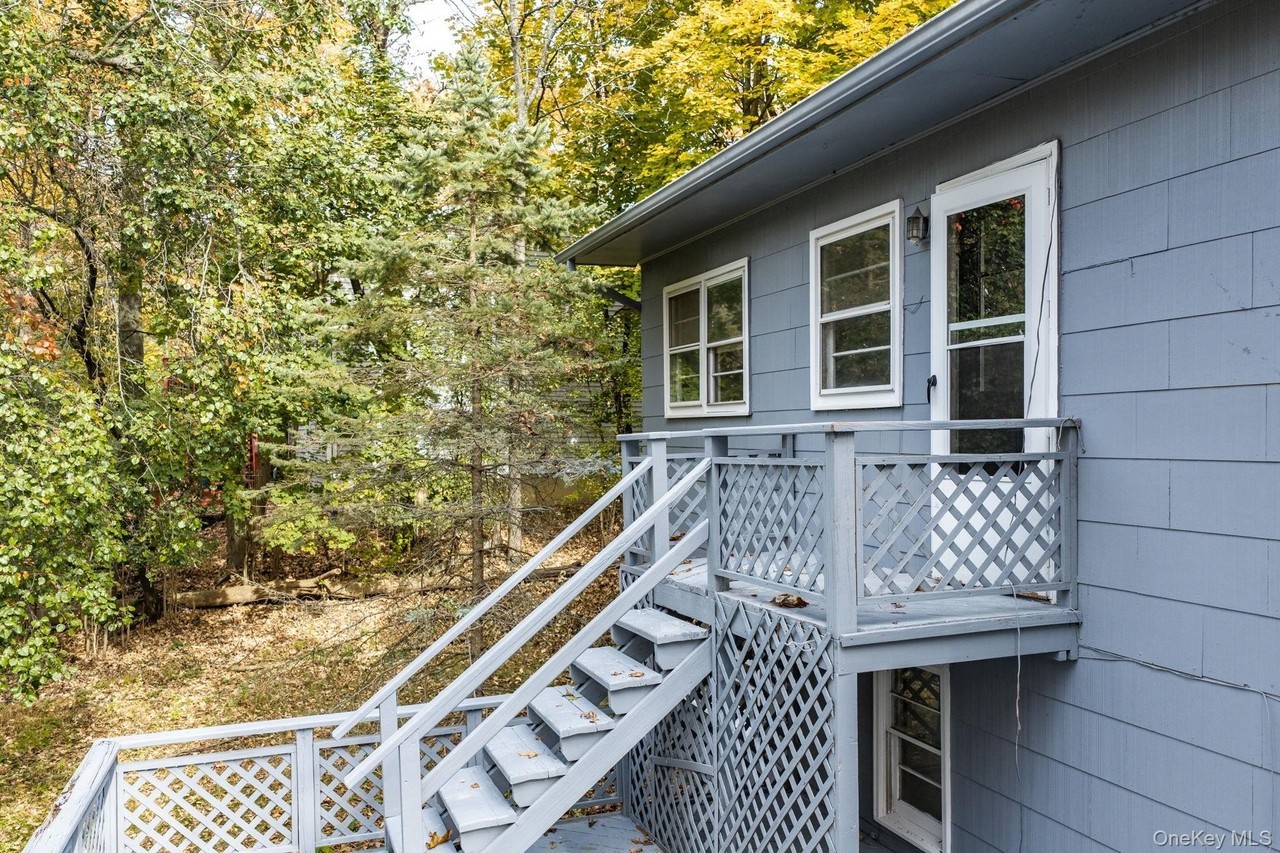 20 Mcgill Rd - Photo 6 of 36
