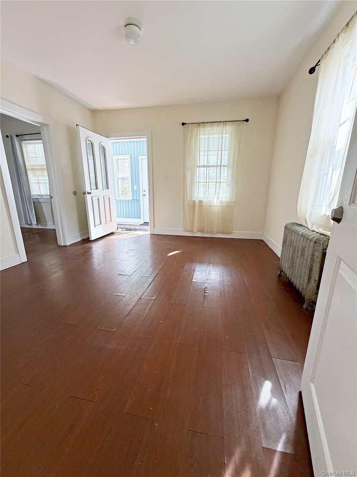106 Gibson Ave - Photo 2 of 12