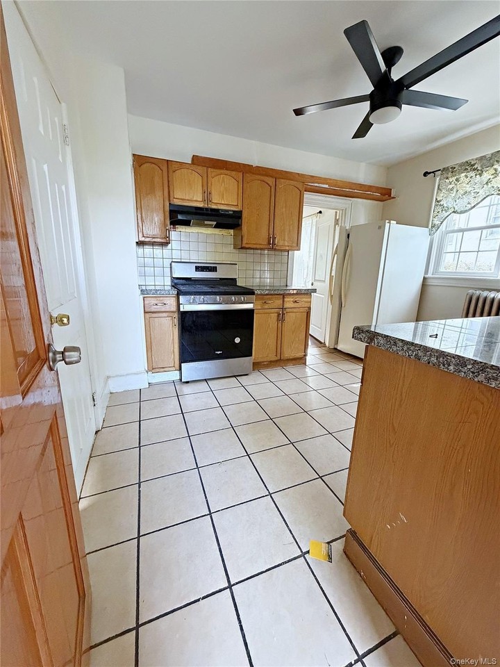 106 Gibson Ave - Photo 4 of 12