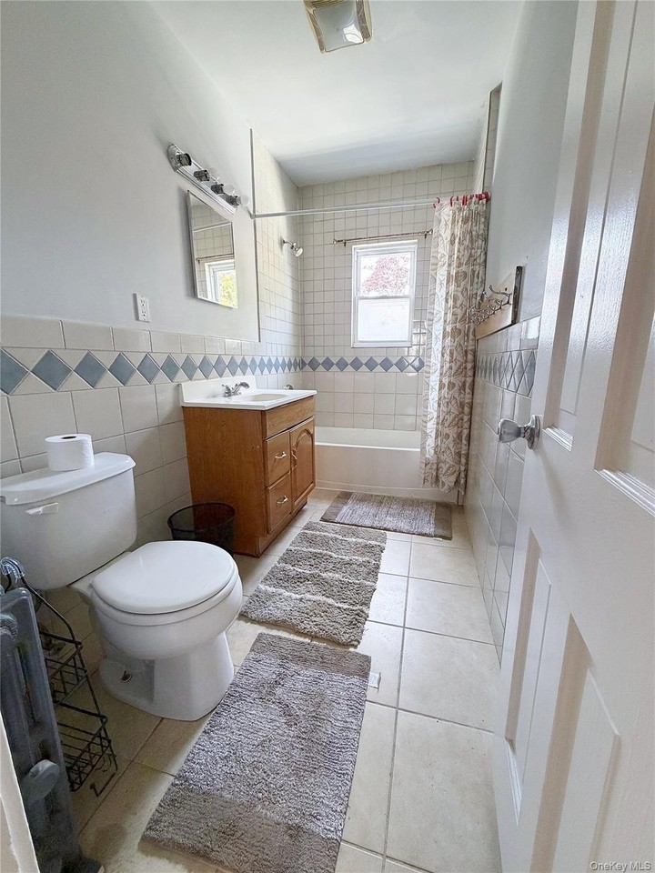 85 Longdale Ave #2 - Photo 3 of 6