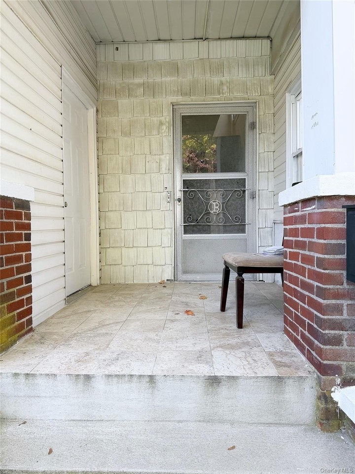 85 Longdale Ave #2 - Photo 6 of 6