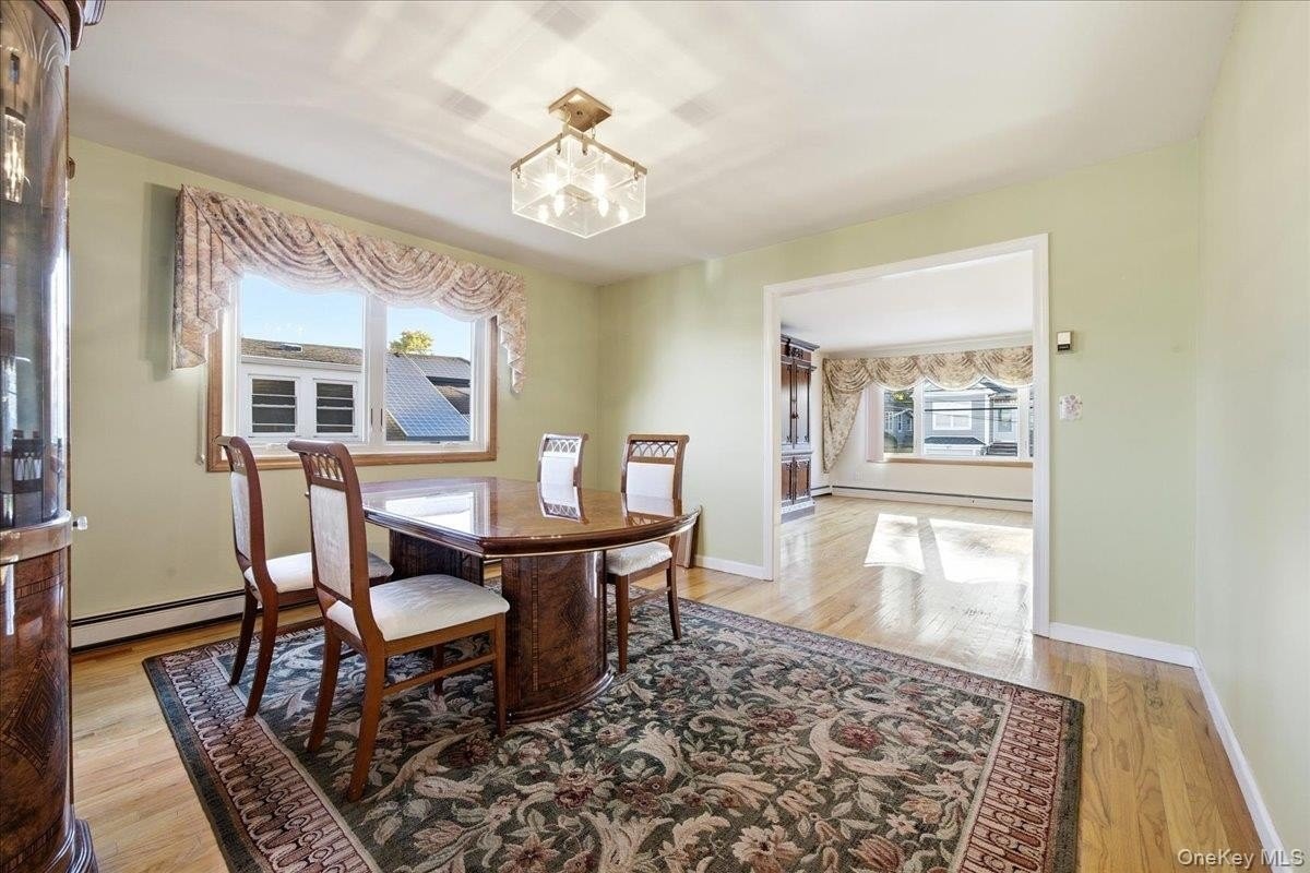 98 Staunton St #1 - Photo 4 of 15