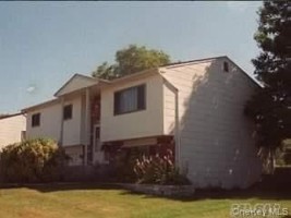 featured image of 76 Ruby Ln