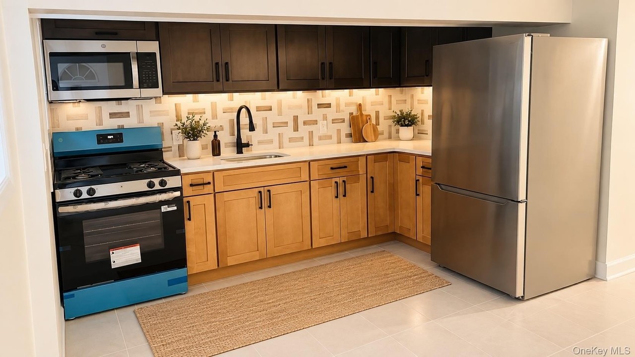 670 Alabama Ave - Photo 4 of 6