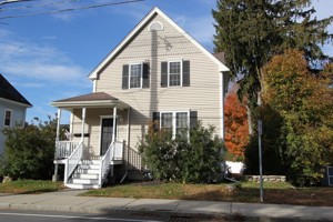 featured image of 239 Union St #2