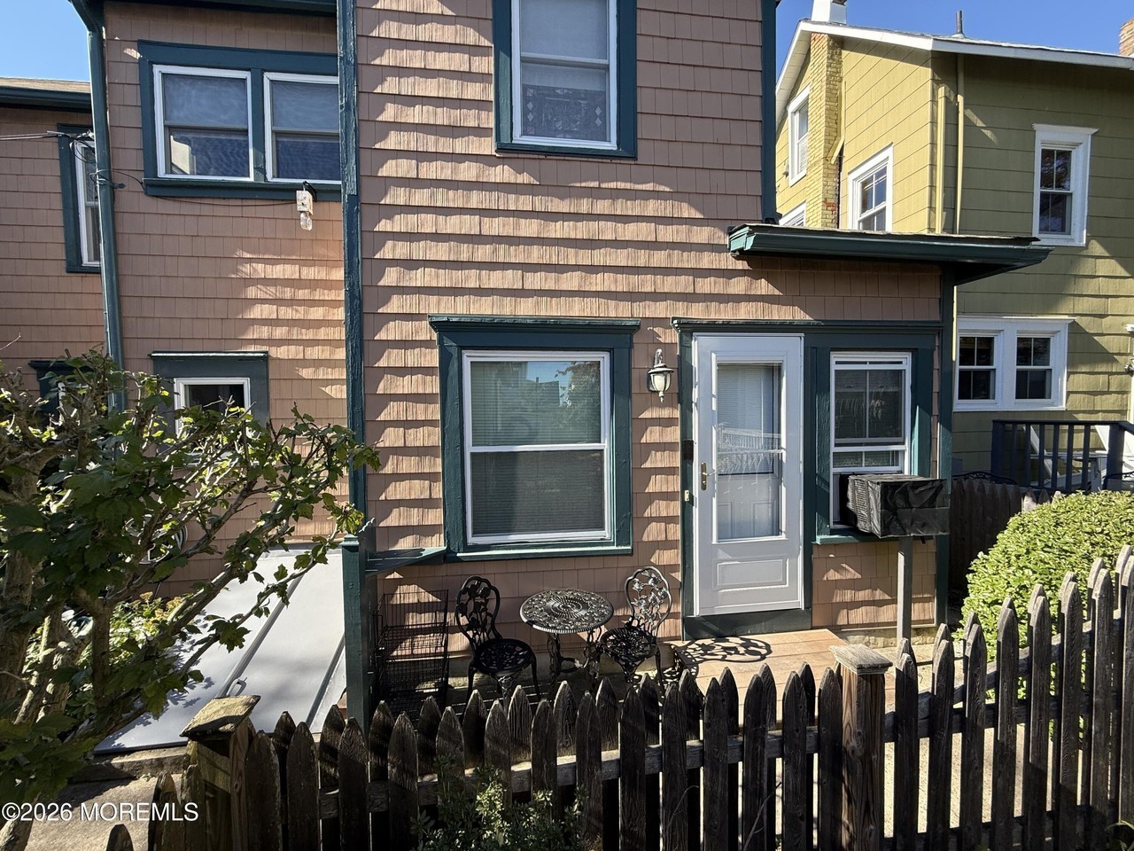 57 Franklin Ave #2