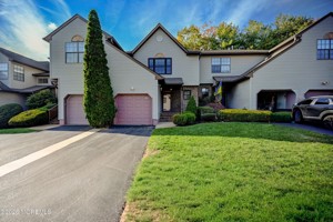 featured image of 324 Oak Knoll Dr #32-4