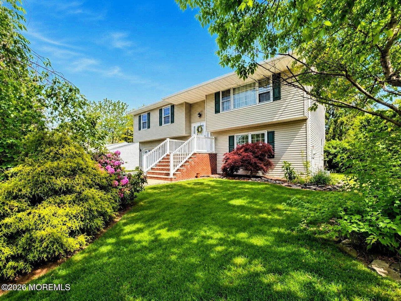 108 Lonny Ct - Photo 3 of 30