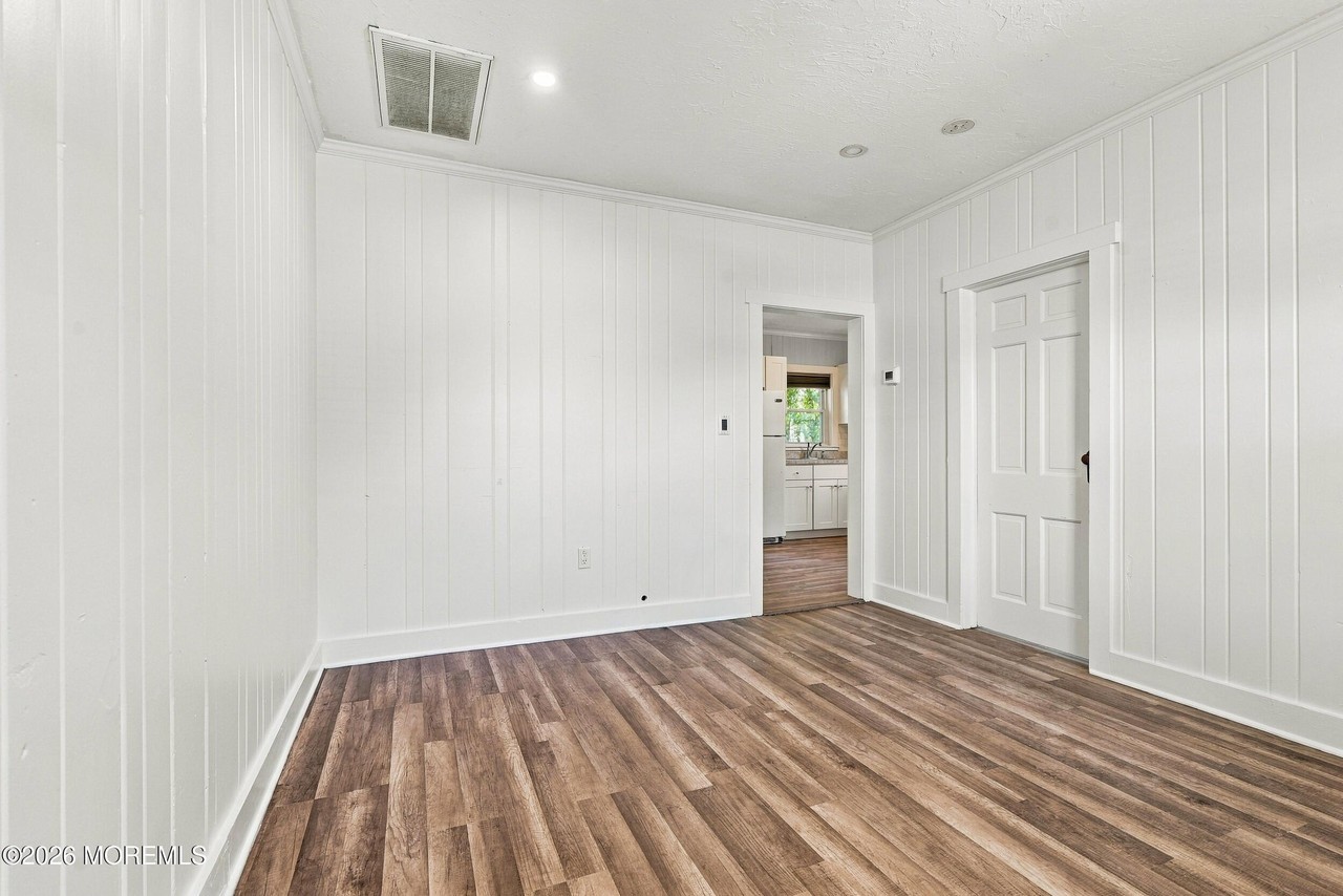 908 Sunset Ave - Photo 6 of 14